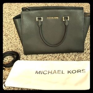 Michael Kors Selma Satchel Medium